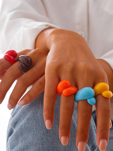 إكسسوارات ألوان صلبة هندسية