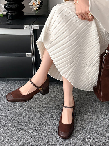 Pompes de Mary Janes à pointe carrée fendue à coupe peu profonde