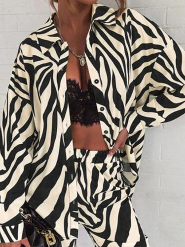 Zebra-Stripe Plusサイズのラペルブラウストップ +パンツボトム2個セット