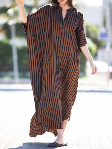 Mangas Batwing Mangas Medias abotonadas Cubierta de playa de cuello redondo a rayas vestidos maxi