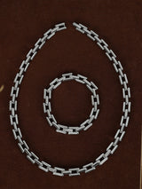 1687215