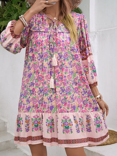 A-line contrast contraving clow sharkring print print pritted-coint-coint v-deace mini dresses