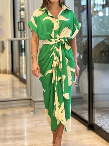 Manches courtes en vrac à manches plissées à imprimé revers à revers à revers maxi robe de chemise