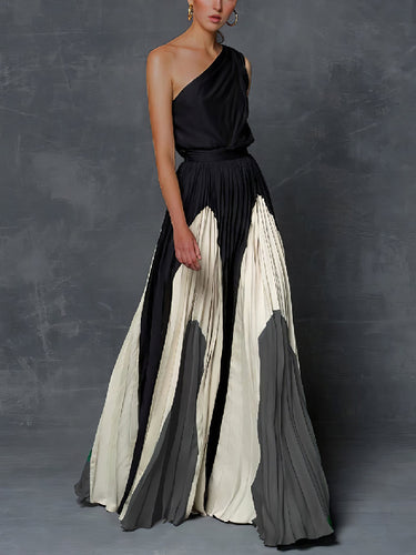 Ärmellose asymmetrische falten gedruckte One-Shoulder-Maxikleider
