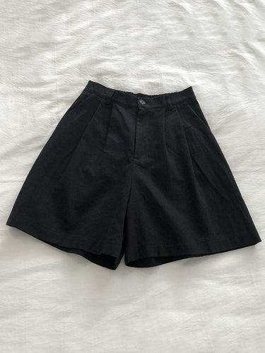 ゆるい広い脚の弾力性プリーツのソリッドカラーショーツ