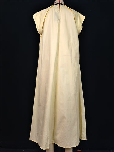 Robes midi à col rond en ligne plissée en ligne A-line
