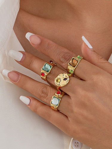Accessori sugli anelli di pietre di corna geometrica