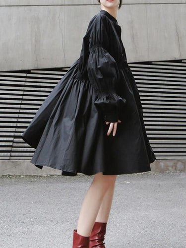 ゆるいオリジナルデザインの不規則なパフシャツドレス