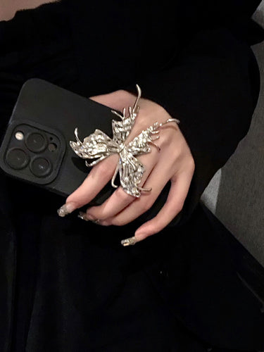 حلقة شكل الفراشة الأصلية البيان