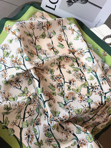 Châle et foulard imprimés floraux