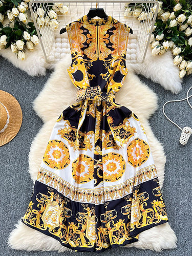 ノースリーブベルトバックルボタン付きコントラスト色の花の印刷されたミディドレス