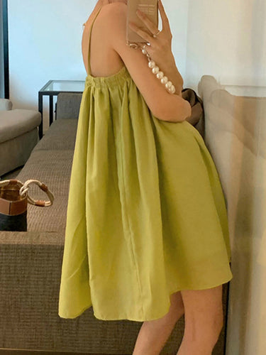 Lose ärmellose plissierte Feste Farbe Spaghetti-Neck Mini-Kleider Schlupfkleid