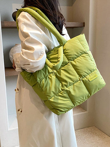 حقائب اليد المبطنة مقسمة