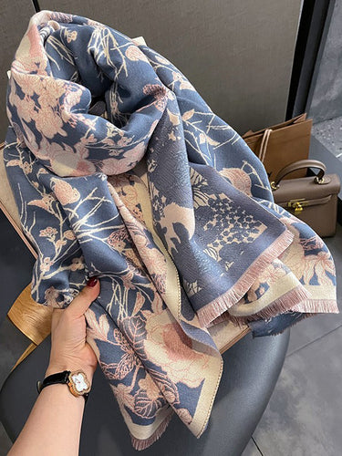 Fingido Keep Kary Knitt Flower Shawl Sconhe