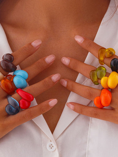 إكسسوارات ألوان صلبة هندسية