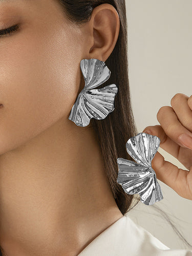 Accesorios de aretes de color sólido geométrico plisado