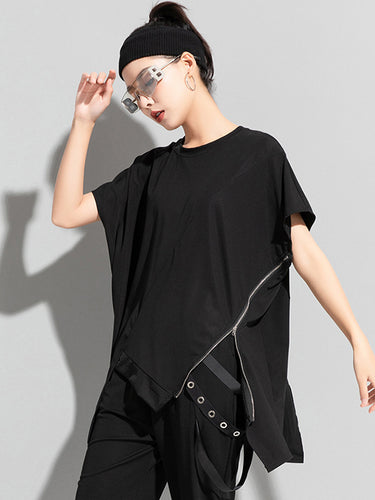 Top de t-shirt noir à fermeture à glissière irrégulière élégante