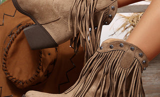How to Dress with Cowboy Boots for Ladies