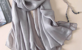 The Ultimate Guide on How to Wear a Scarf with a Dress