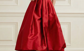 How to Dress for A Tea Party Female