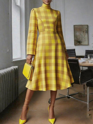 What Heels Go with a Yellow Dress