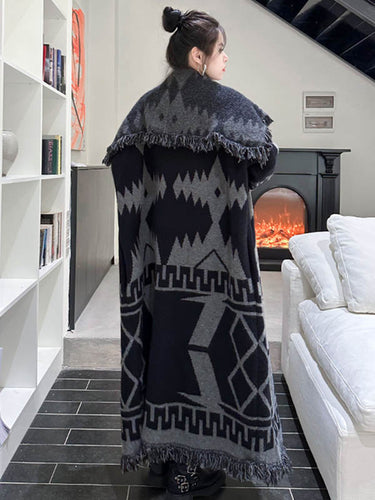 1720259 Long Sleeves Loose Contrast Color Geometric Split-Joint Tasseled Lapel Outerwear Overcoat