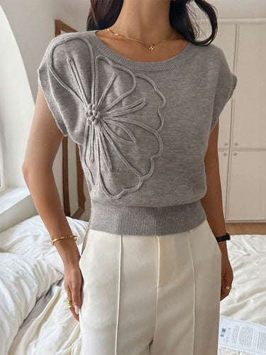 1744584 Short Sleeves Flower-Embellished Solid Color Split-Joint One-Shoulder Sweater Tops