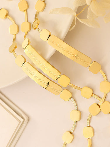 Düz renkli bilezik aksesuarları