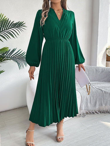 1755986 A-Line High Waisted Elasticity Pleated Solid Color V-Neck Maxi Dresses