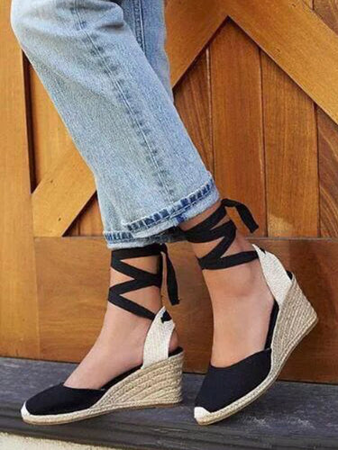 1774984 Espadrille-sandalen met gesp en gesp en vierkante neus met veters en enkelomslag
