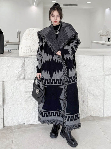 1720241 Long Sleeves Loose Contrast Color Geometric Split-Joint Tasseled Lapel Outerwear Overcoat