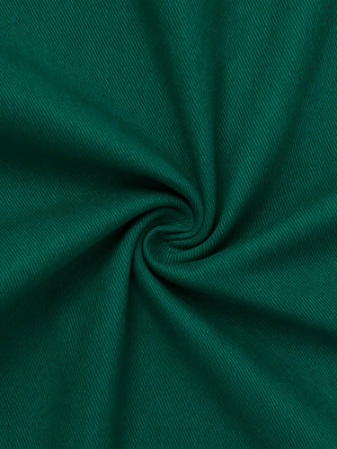 Hochtaillierte, weite Hose mit Falten und geteilten Gelenken 