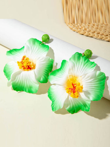 1784829 Flower Shape Drop Earrings