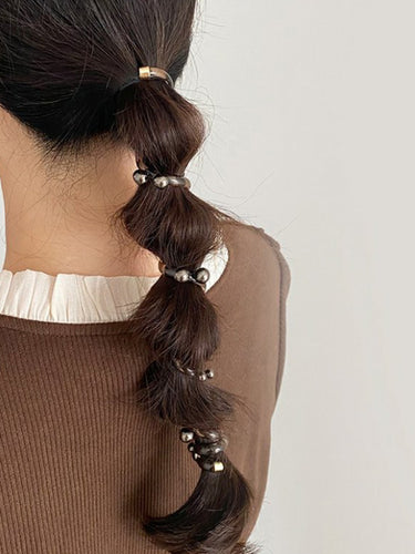 幾何学的なヘアアクセサリー