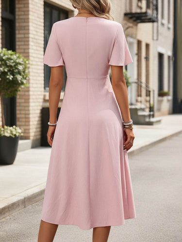1774205 Corte en A Talle alto Plisado Color sólido Cuello en V Vestidos midi