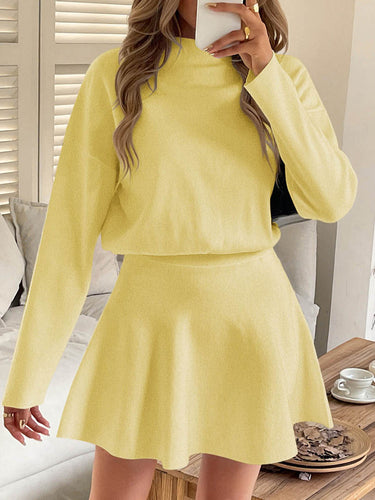 1732156 A-line High Waisted Elasticity Solid Color Round-neck Mini Dresses Sweater Dresses