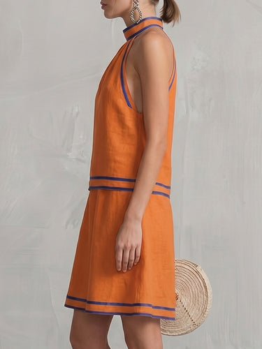 1772062 A-Line Sleeveless Contrast Color Pockets Zipper Halter-Neck Mini Dresses