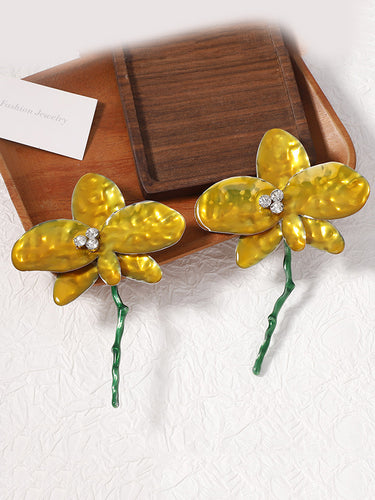 1715051 Flower Shape Rhinestone Shiny Earrings Accessories