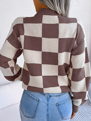 1713692 Long Sleeves Loose Contrast Color Plaid Round-Neck Sweater Tops