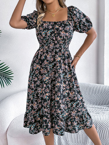 1783917 A-Line Short Sleeves Contrast Color Elasticity Flower Print Ruffle Trim Split-Joint Square-Neck Midi Dresses