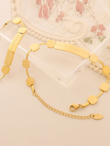 Düz renkli bilezik aksesuarları