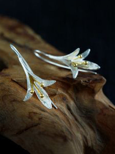 1788589 Flower Shape Earrings Accessories