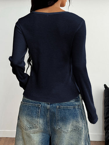 1718093 Long Sleeves Skinny Buttoned Solid Color Round-Neck Blouses&Shirts Tops