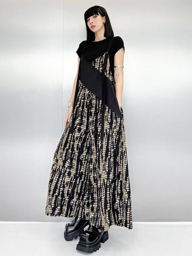 1719701 Loose Sleeveless Asymmetric Contrast Color Printed Split-Joint Spaghetti-Neck Overalls