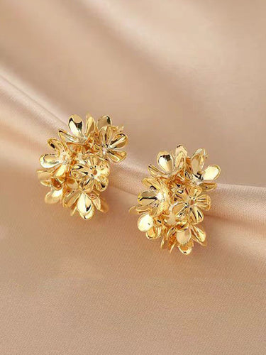 1726791 Flower Shape Earrings Accessories