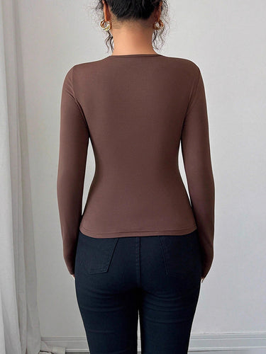 1715881 Long Sleeves Skinny Solid Color Split-Joint Asymmetric Collar T-Shirts