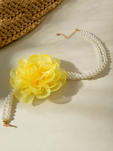 1784853 Flower Shape Necklaces Accessories