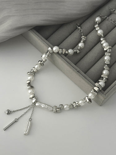 1729393 Geometric Necklaces Accessories