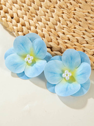 1785289 Flower Shape Drop Earrings