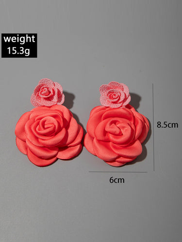 1786521 Flower Shape Drop Earrings